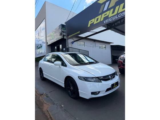 HONDA CIVIC 1.8 LXS 16V FLEX 4P AUTOMÁTICO